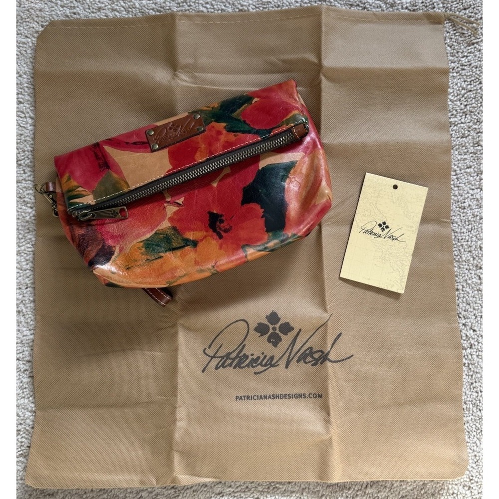 Patricia Nash Valerie Fold Over Clutch Wristlet In Floral Leather
